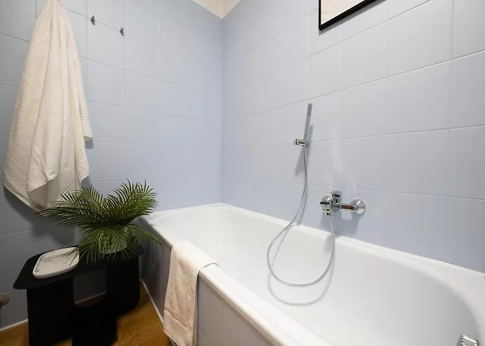 Piazza Santo Stefano Con Vista شقة