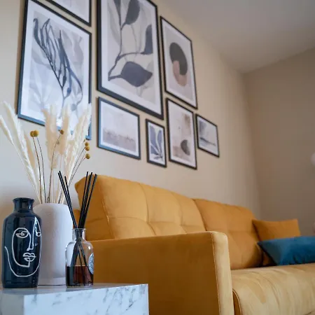 Piazza Santo Stefano Con Vista アパート ボローニャ