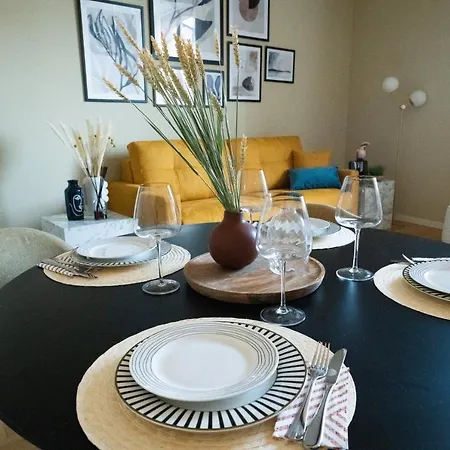 Apartament Piazza Santo Stefano Con Vista Bolonia